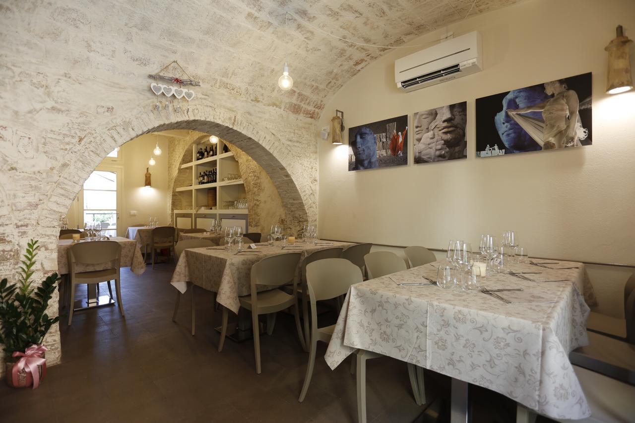 Il Maramaldo Bed&Breakfast-Restaurant Lajatico Extérieur photo